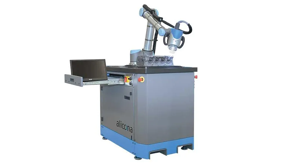 Głowica pomiarowa Bruker Alicona w&nbsp;optycznym systemie pomiarowym 3D z&nbsp;robotem współpracującym