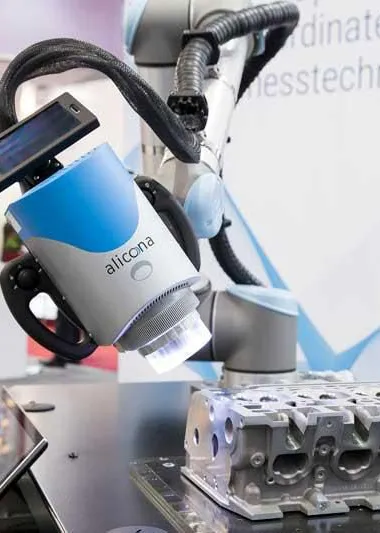 Stanowisko Bruker Alicona Cobot do automatyzacji pomiarów 3D w&nbsp;kontroli jakości