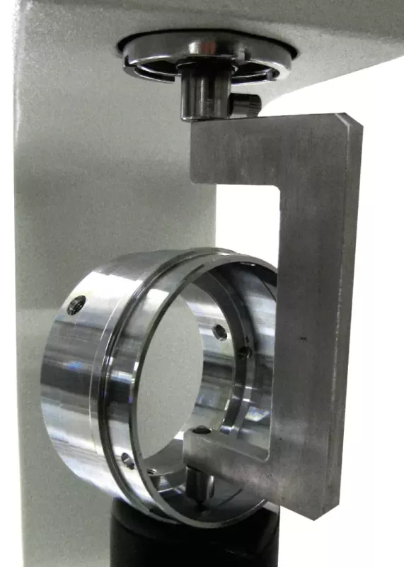 Uchwyt do elementów pierścieniowych w&nbsp;twardościomierzu Ernst NR3 DR