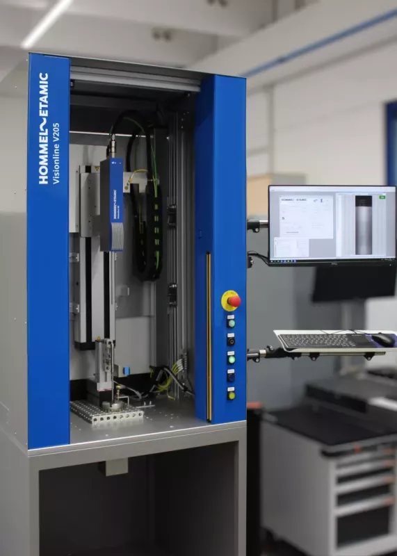 Automatyczne stanowisko pomiarowe Visionline V205 firmy HOMMEL-ETAMIC w&nbsp;laboratorium metrologicznym – ITA Polska