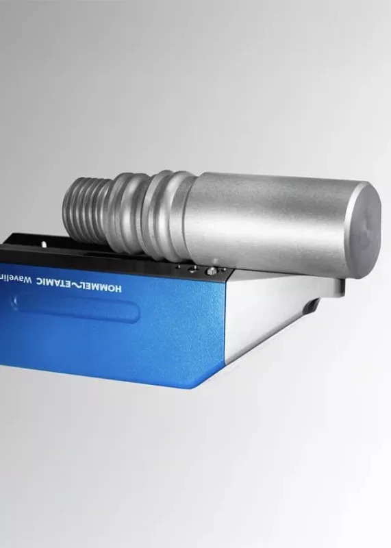 System pomiaru chropowatości Hommel-Etamic Waveline Xmove 20 w&nbsp;konfiguracji z&nbsp;górnym pomiarem