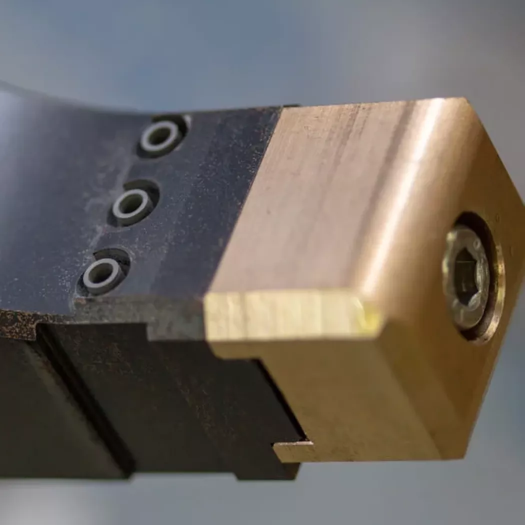 Dysza pneumatyczna Gageline AG300 używana w&nbsp;pomiarze średnicy