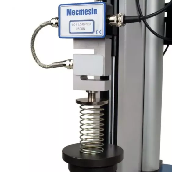 Badania wytrzymałościowe element&oacute;w i&nbsp;podzespoł&oacute;w