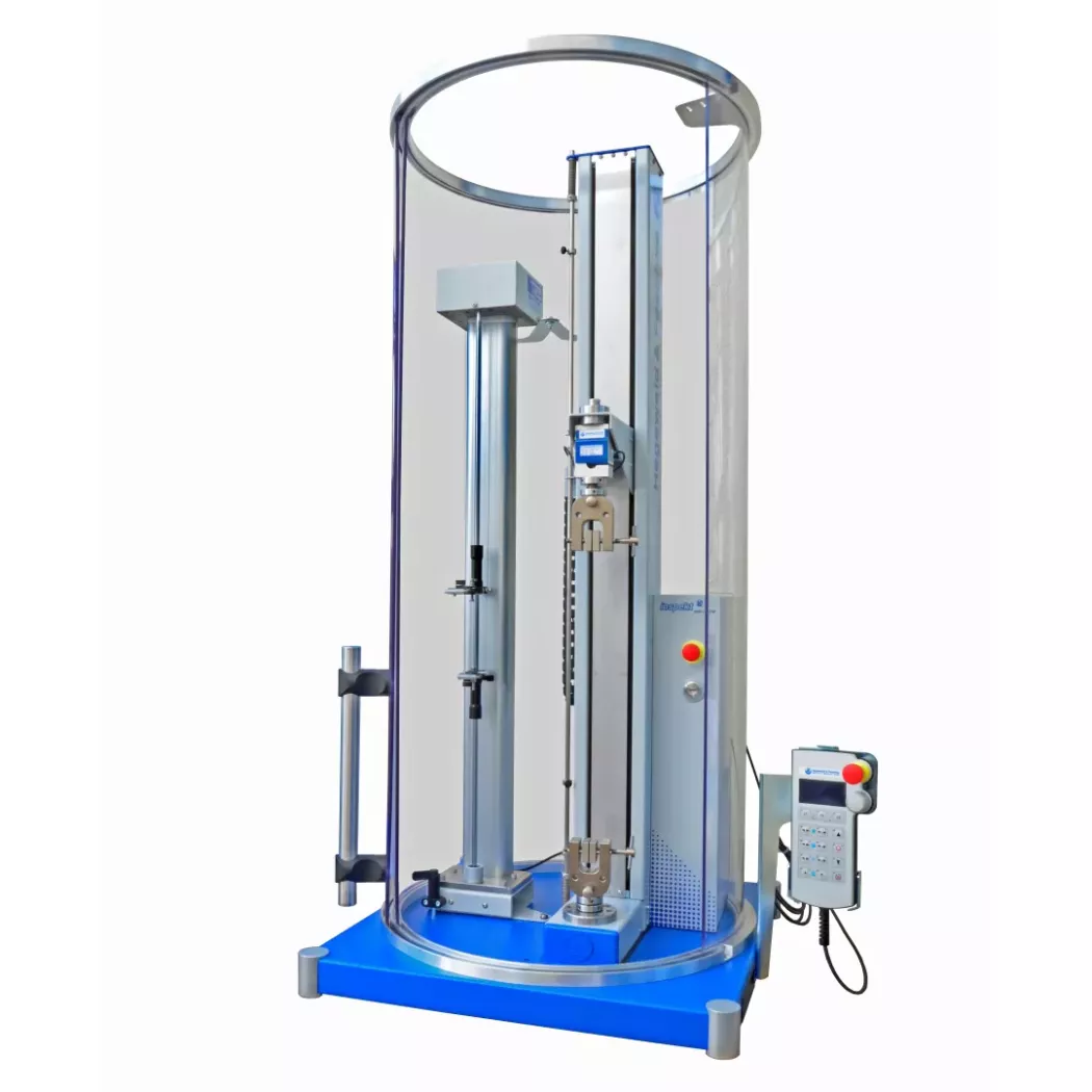 Inspekt solo Hegewald & Peschke z&nbsp;ekstensometrem do dokładnych testów rozciągania