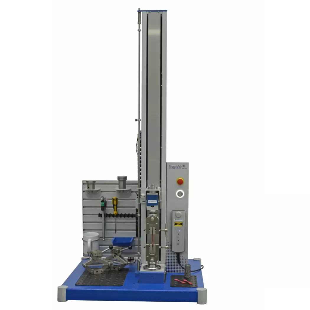 Maszyna wytrzymałościowa Hegewald & Peschke z&nbsp;miejscem na akcesoria testowe