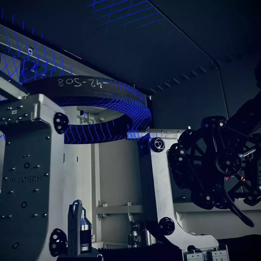 Robotyczne skanowanie odlewu przemysłowego systemem MetraSCAN R-Series