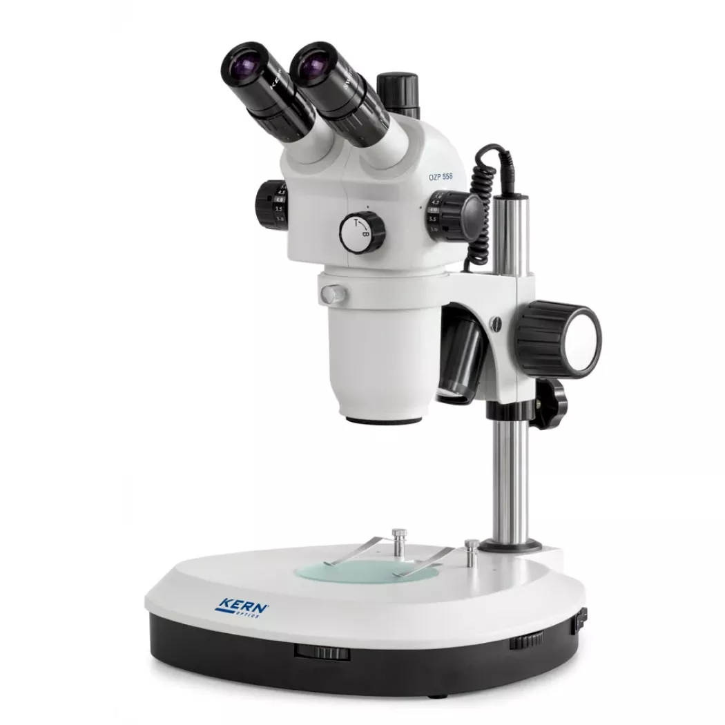 Mikroskop stereoskopowy dwuokularowy Kern OZP-5 OZP 558 – widok z&nbsp;przodu