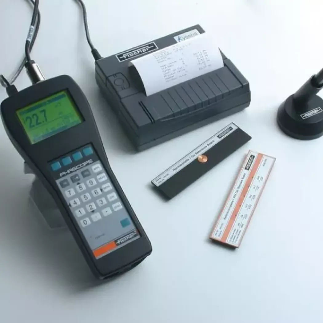 PHASCOPE&reg; PMP10 – zestaw pomiarowy z&nbsp;drukarką, sondą i&nbsp;płytkami wzorcowymi