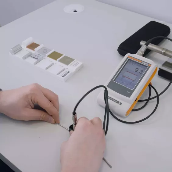 Badanie grubości powłok miernikami przenośnymi