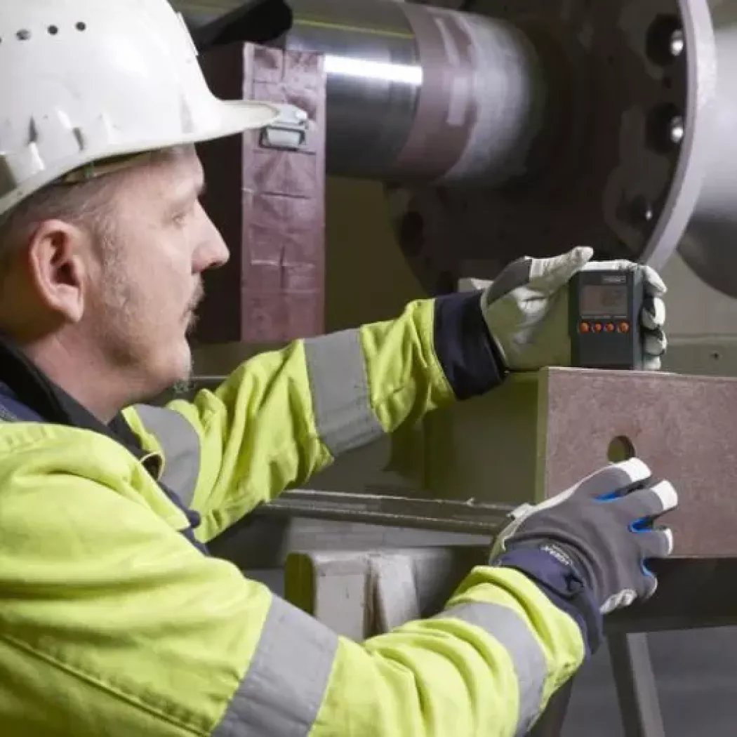 Kontrola grubości powłok ochronnych na konstrukcjach stalowych w&nbsp;warunkach przemysłowych