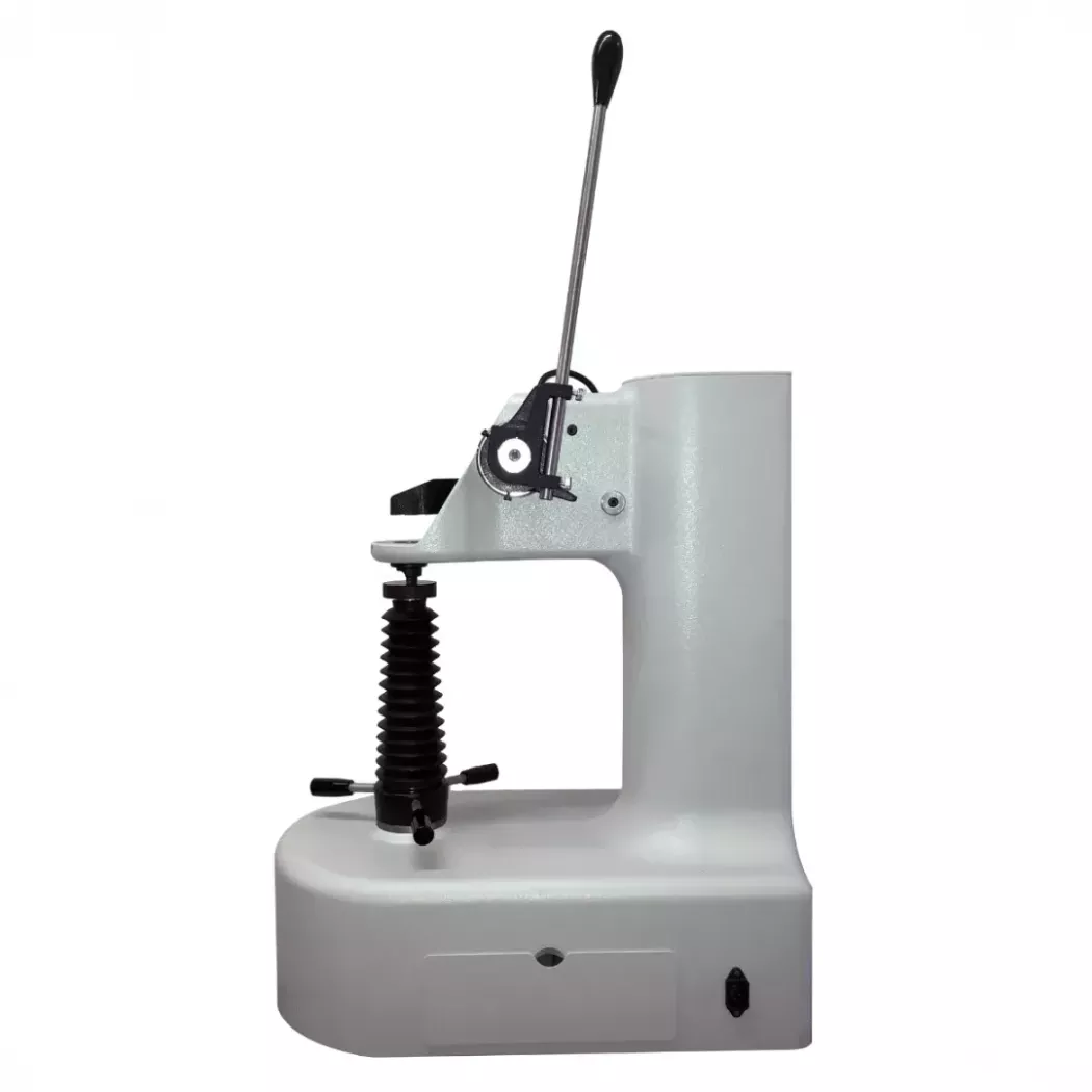 Widok boczny twardościomierza stacjonarnego AT130D Ernst