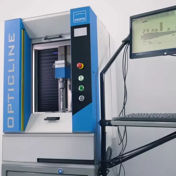 Optyczne pomiary zarysu kształtu i&nbsp;geometrii element&oacute;w obrotowych