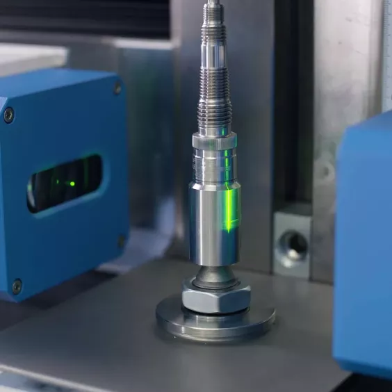 Optyczne pomiary geometrii element&oacute;w obrotowych