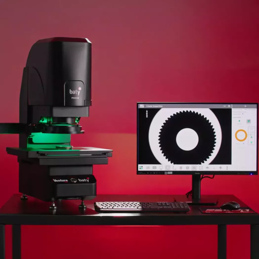 Optyczna maszyna pomiarowa Baty Venture FV2020 z&nbsp;systemem komputerowym i&nbsp;monitorem